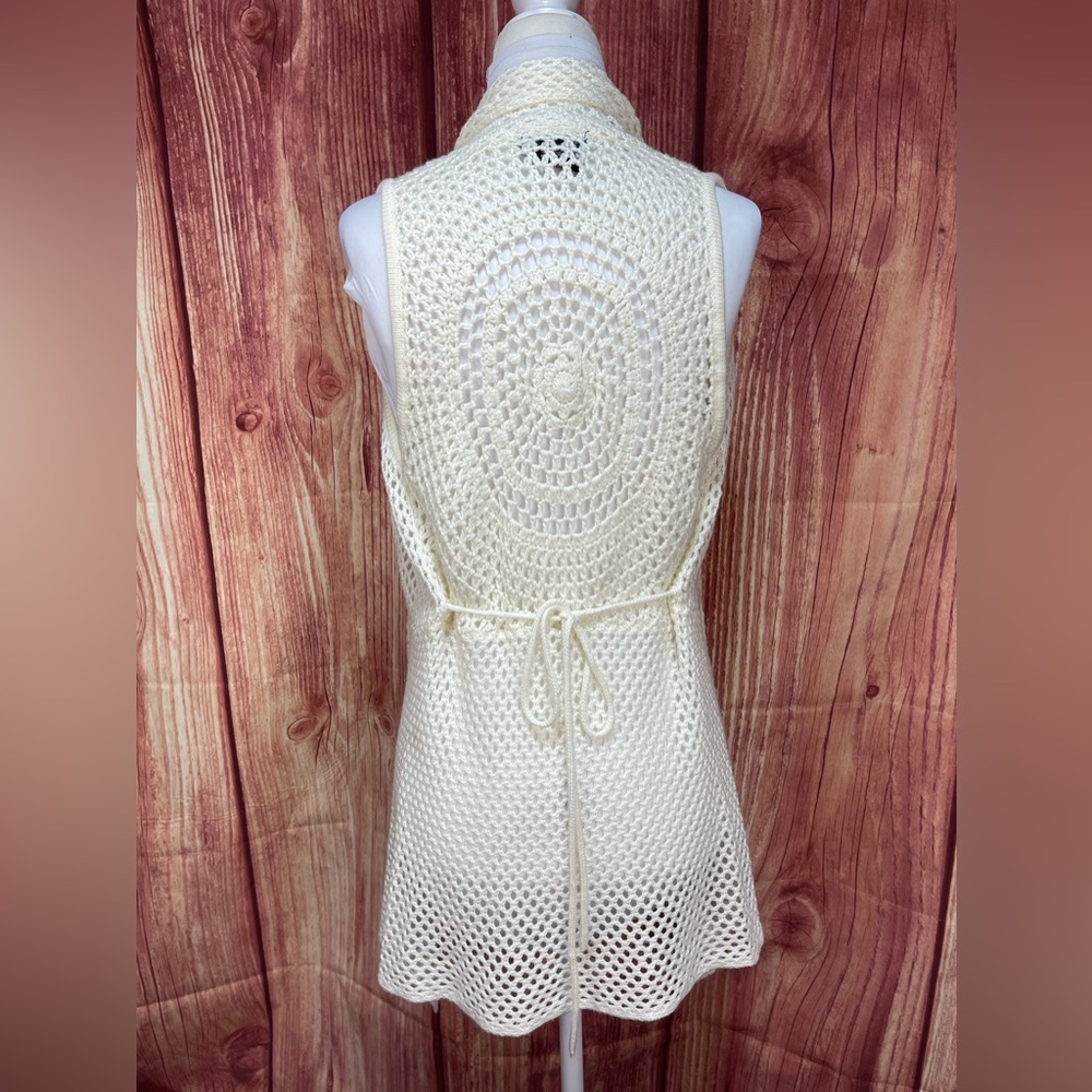 Deb off white crochet open front sleeveless cardigan sweater vest women’s size S - Picture 6 of 17